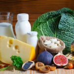 Canxi có vai trò gì với sức khỏe của mẹ và thai nhi?