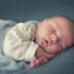 Giúp trẻ phân biệt ngày và đêm- cách dỗ trẻ ngủ ngon